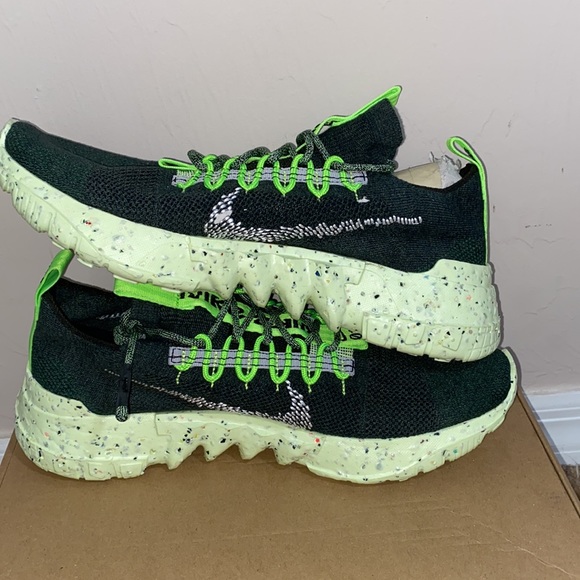 Nike Space Hippie 01. Black/ Neon Green. Men Size 11 1/2 - Picture 3 of 7
